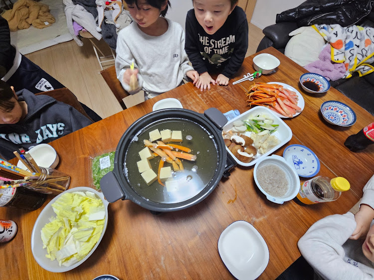 ハイエースワゴンの旧年は大変お世話になりました🙏・新年あけましておめでとう🎍ございます・初詣⛩・また　今年も一年どうぞ宜しくお願いします🙇に関するカスタム事例の投稿画像13枚目