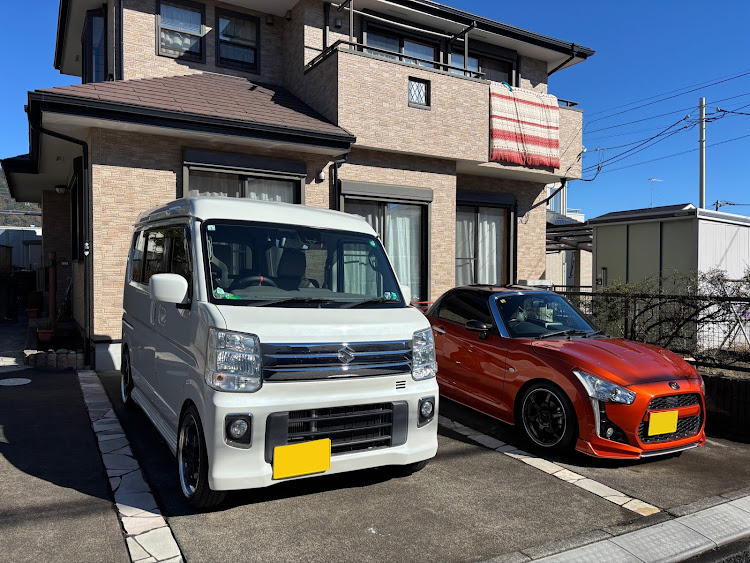 エブリイワゴンの11月も終わりですね・洗車・2台持ちに関するカスタム事例の投稿画像1枚目