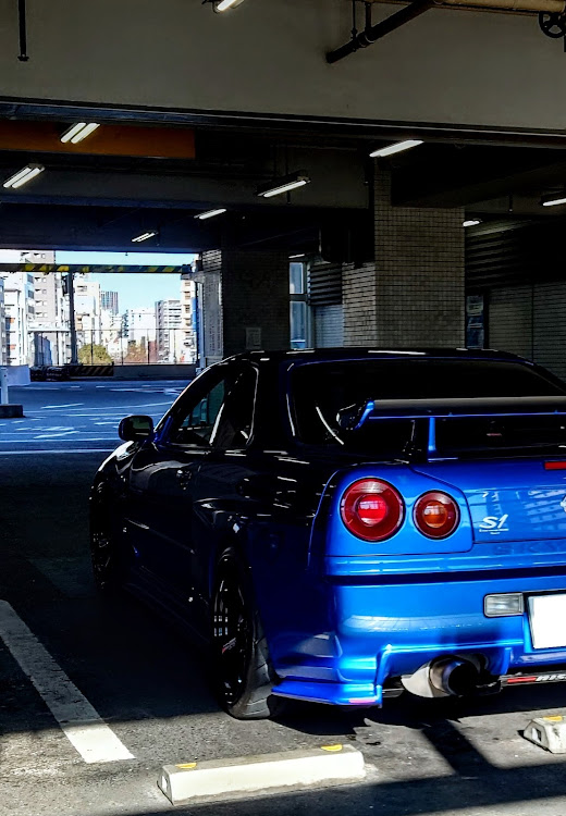 スカイライン GT-Rの愛車の半顔が見たいに関するカスタム事例の投稿画像1枚目