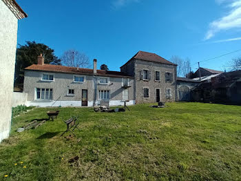 maison à Ussel-d'Allier (03)