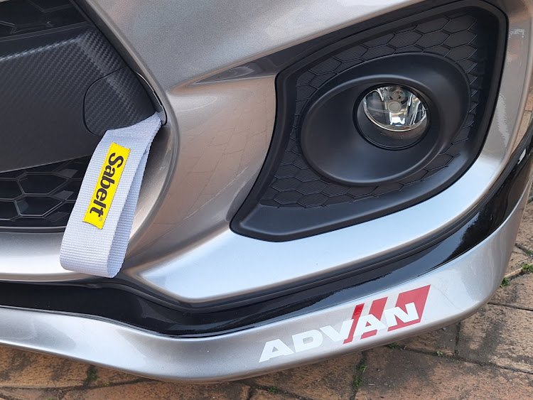 スイフトスポーツの愛車の差し色・やっぱりラジコンネタ・レジャランに関するカスタム事例の投稿画像2枚目