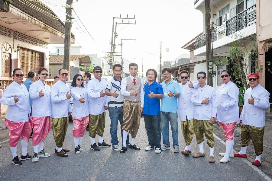 Jurufoto perkahwinan Opas Buncharn (munrakwedding). Foto pada 7 September 2020