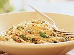 Spaghetti with White Clam Sauce was pinched from <a href="http://www.myrecipes.com/recipe/spaghetti-with-white-clam-sauce-10000000682814/" target="_blank">www.myrecipes.com.</a>