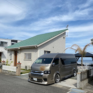 ハイエースバン