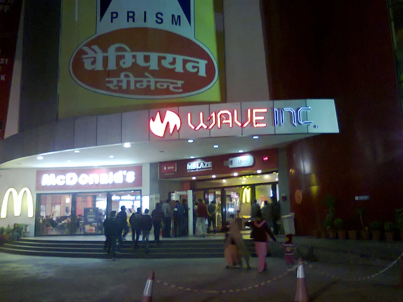 Lucknow-Riverside Mall in Gomti Nagar,Lucknow - Best Malls in