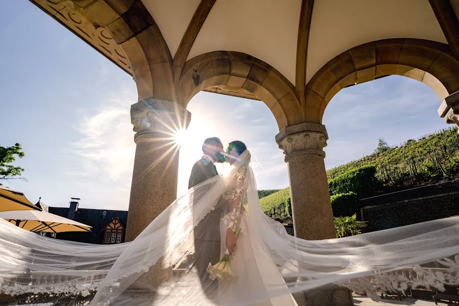 Wedding photographer Varqa Naderi (naderi). Photo of 22 August 2023