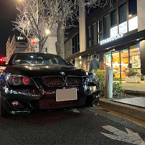 5シリーズ セダン 525i