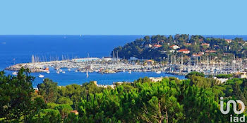 locaux professionnels à Cavalaire-sur-Mer (83)