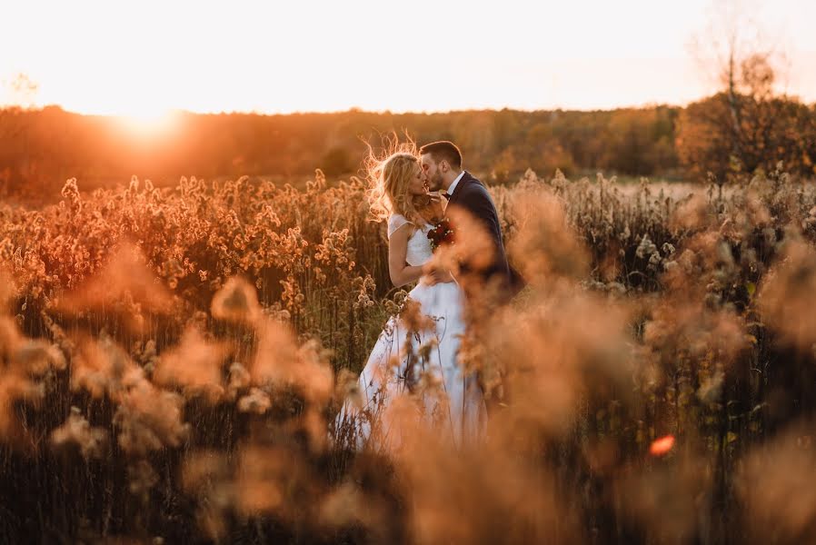 Wedding photographer Krzysztof Biały (krzysztofbialy). Photo of 26 April 2019