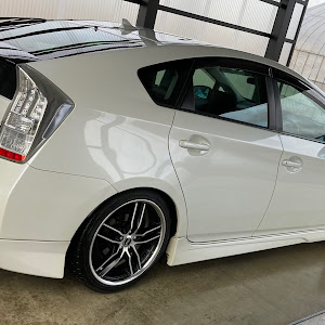 プリウス ZVW30
