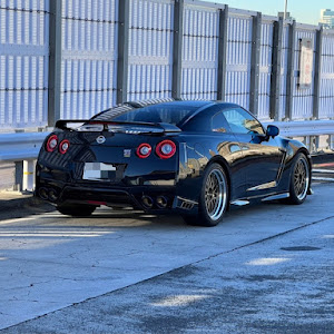 NISSAN GT-R R35