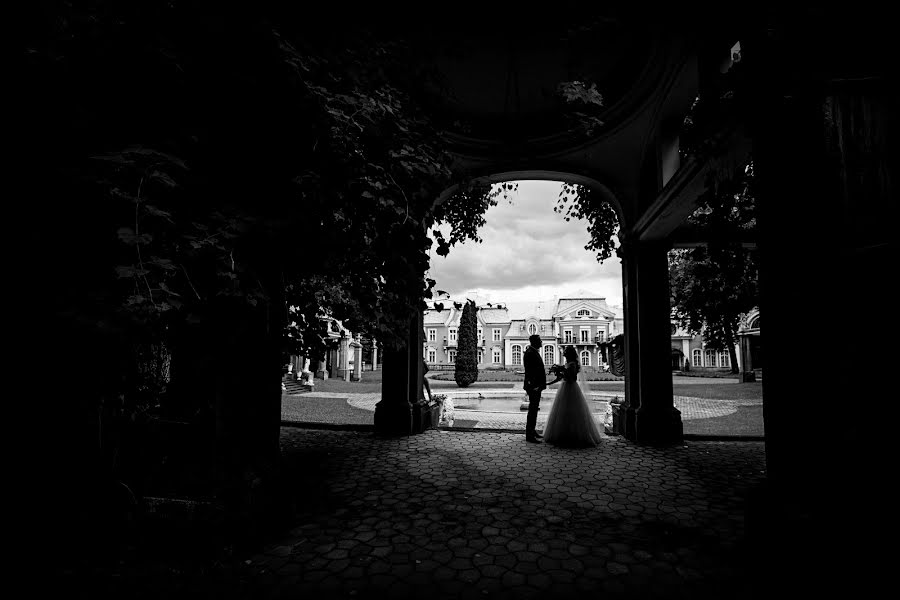 Fotógrafo de casamento Magdalena Korzeń (korze). Foto de 17 de agosto 2017