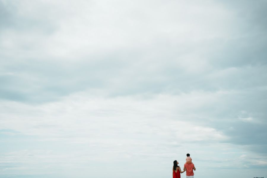 Fotografo di matrimoni Trung Dinh (ruxatphotography). Foto del 31 luglio 2023