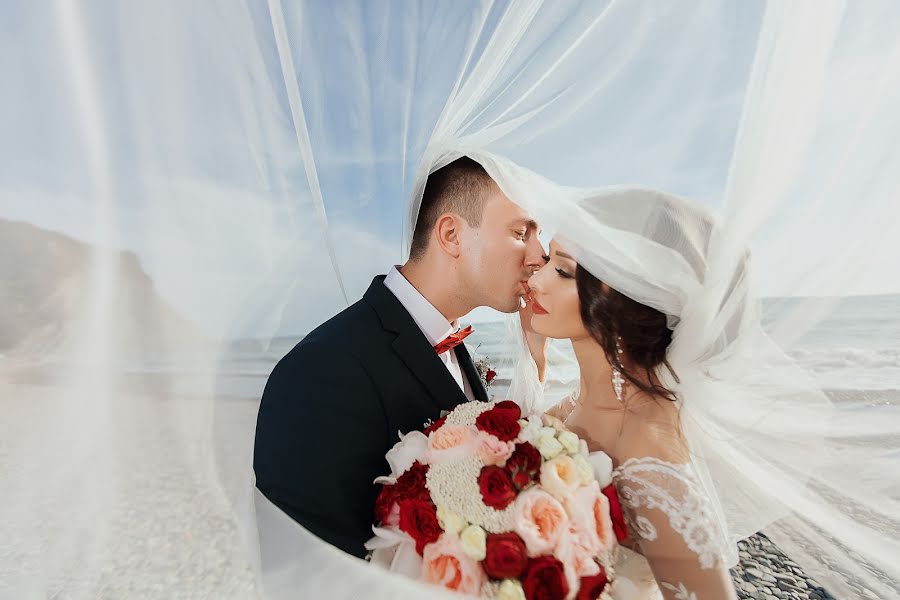 Photographe de mariage Oksana Karaush (sand). Photo du 8 octobre 2017