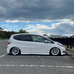 フィット GE8