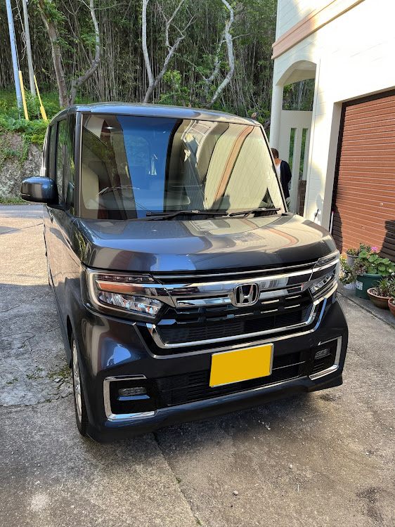 エスティマの除草と剪定・夏やん🥵に関するカスタム事例の投稿画像3枚目