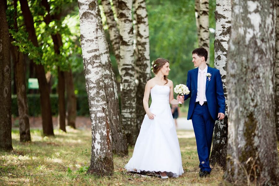 Fotografo di matrimoni Irina Khasanshina (oranges). Foto del 15 marzo 2015