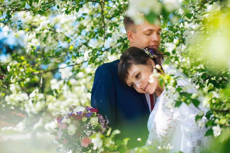 Fotógrafo de casamento Anastasiya Lyalina (lyalina). Foto de 31 de maio 2016