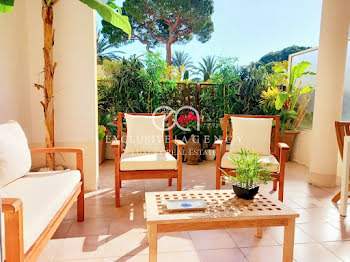 appartement à Cannes la bocca (06)