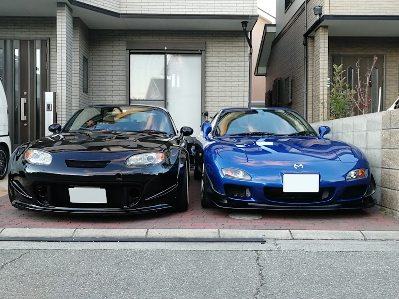 新品未使用ですrx7 fd3s 新品 純正 後期 フロントリップ 左右両方