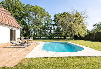 House with pool and terrace 2