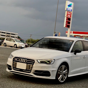 S3 スポーツバック