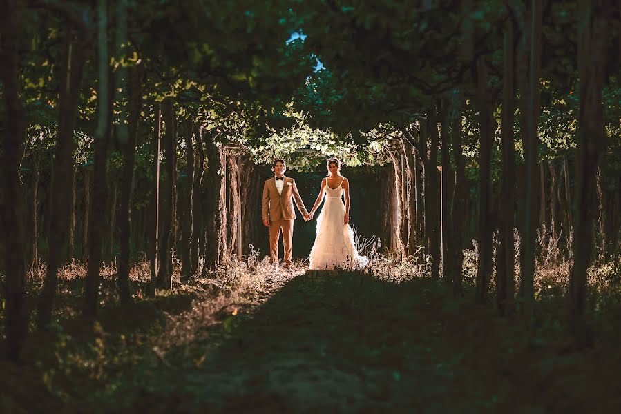 Fotografo di matrimoni Valery Garnica (focusmilebodas2). Foto del 23 febbraio 2018