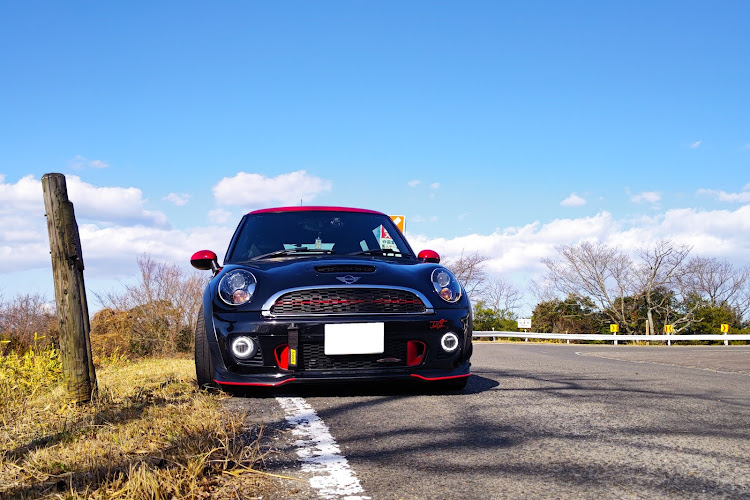 MINI ジョンクーパーワークスのお山を散歩に関するカスタム事例の投稿画像2枚目