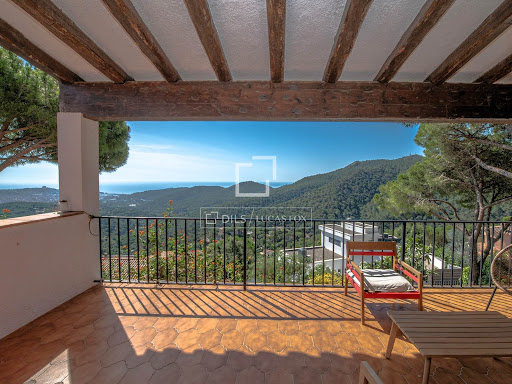 Villa 1