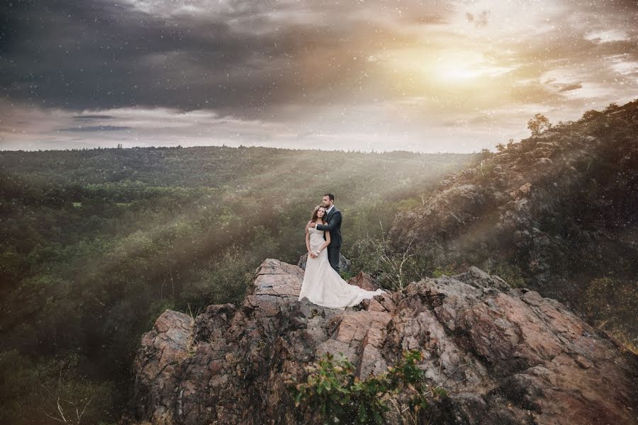 Wedding photographer Vitali Kurets (frozen). Photo of 10 December 2015