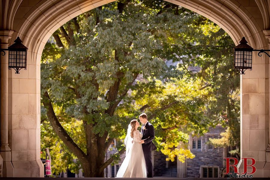 Fotografo di matrimoni Red Bank Studio (redbankstudio). Foto del 7 settembre 2019