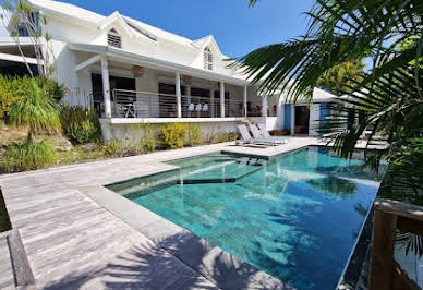 House with pool and terrace 5