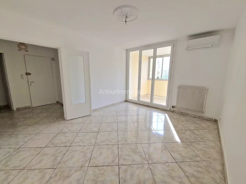 Location  appartement 2 pièces 48.25 m² à Draguignan (83300), 650 €