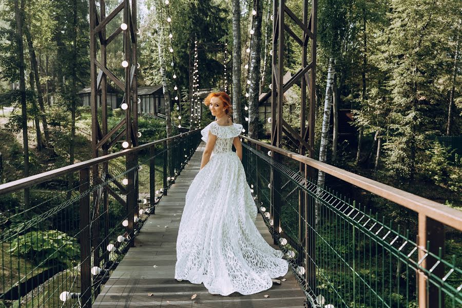 Fotograful de nuntă Kseniya Troickaya (ktroitskayaphoto). Fotografia din 16 octombrie 2019