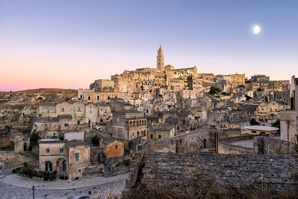 Matera e la luna... di prometeo