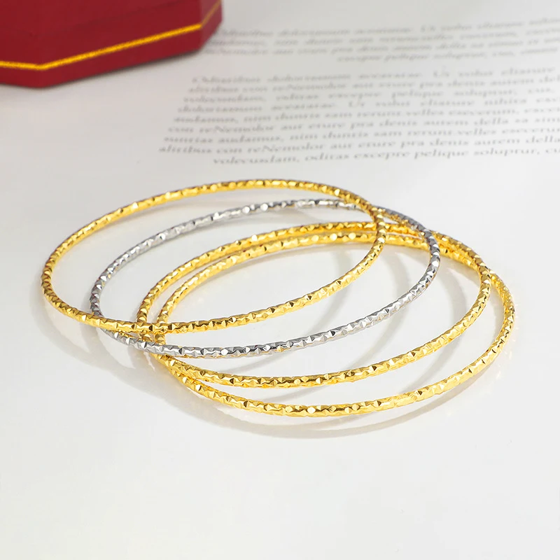 Title 4, Pulseira Estrelada Design de Minoria Feminina M...