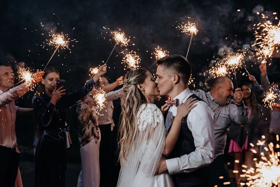 Wedding photographer Evgeniya Lyutoeva (whenshine). Photo of 29 August 2022