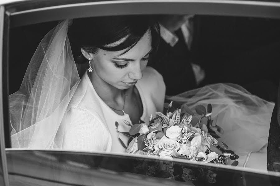 Fotógrafo de bodas Viktoriya Kovrigina (vikakovrigina). Foto del 26 de junio 2017