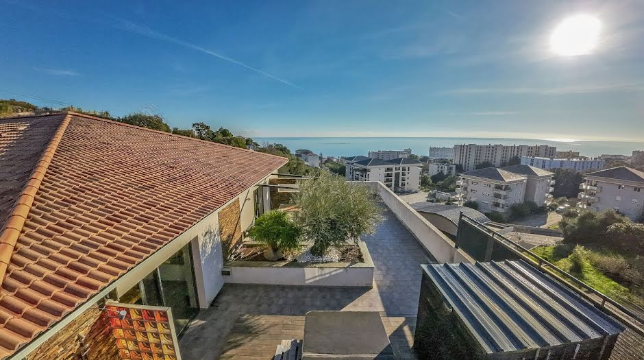 Vente appartement 6 pièces 151.02 m² à Bastia (20200), 530 000 €