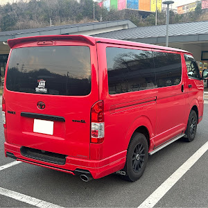 ハイエースバン GDH206V