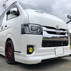 ハイエースバン