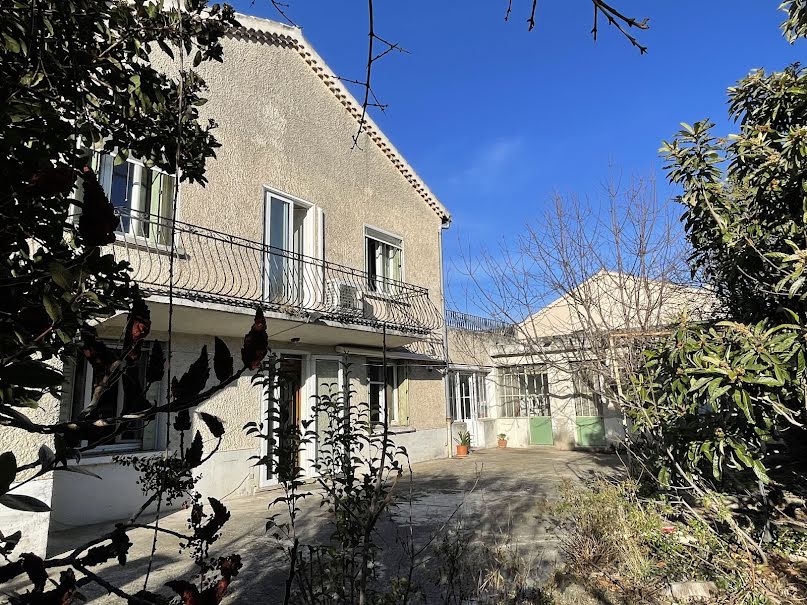 Vente maison 7 pièces 220 m² à Le Thor (84250), 420 000 €