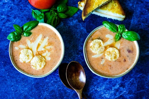 Mediterranean Tomato Basil Bisque