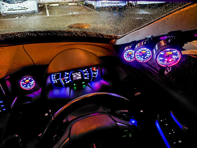 オデッセイのRB3-GT.R・pickupcars・civilization メンバー募集・追加メーター・オートゲージに関するカスタム事例の投稿画像1枚目
