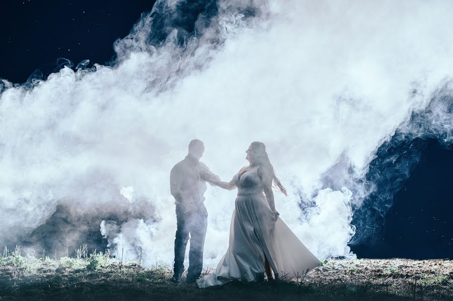 Fotógrafo de bodas Oliver Beneš (benesoliver). Foto del 31 de marzo 2021