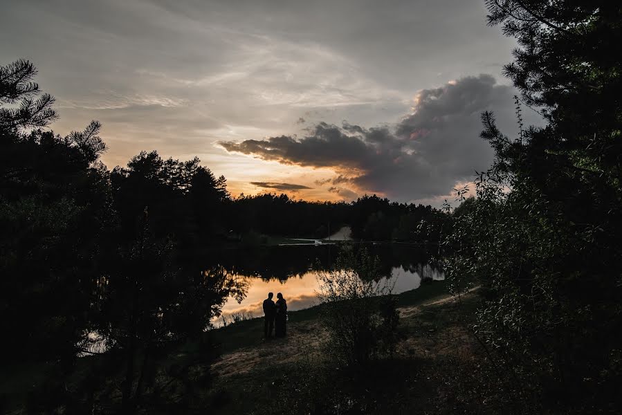 Jurufoto perkahwinan Markіyan Nikolishin (nmarky). Foto pada 24 Mei 2019