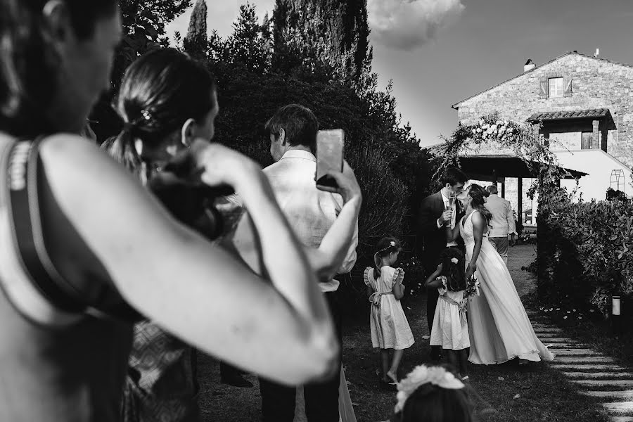 Wedding photographer Sara Lorenzoni (saralorenzoni). Photo of 28 November 2022