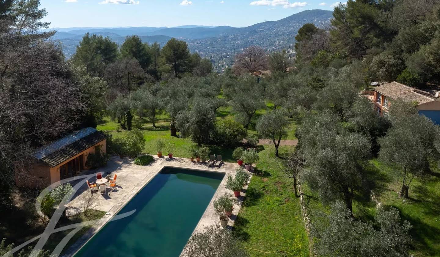 House with pool Grasse