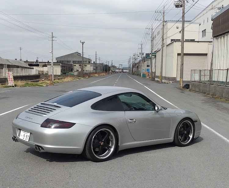 997の今月もよろしくお願いします・997・四日市港・写真撮影・パンク修理セットに関するカスタム事例の投稿画像6枚目