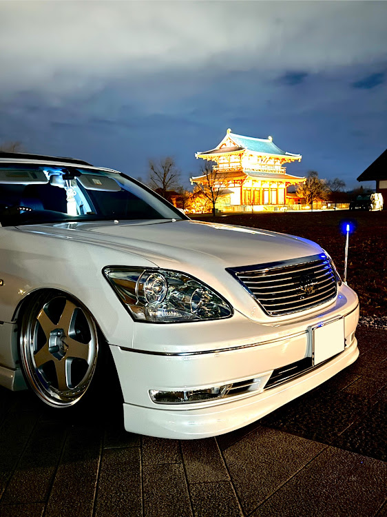 セルシオの極車ちゃんねる・チャンネル登録お願いします！・エアサス教・特攻服コスプレ・来年もよろしくお願いしますに関するカスタム事例の投稿画像3枚目